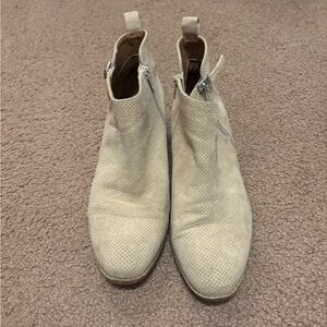 Tan booties women’s size 9